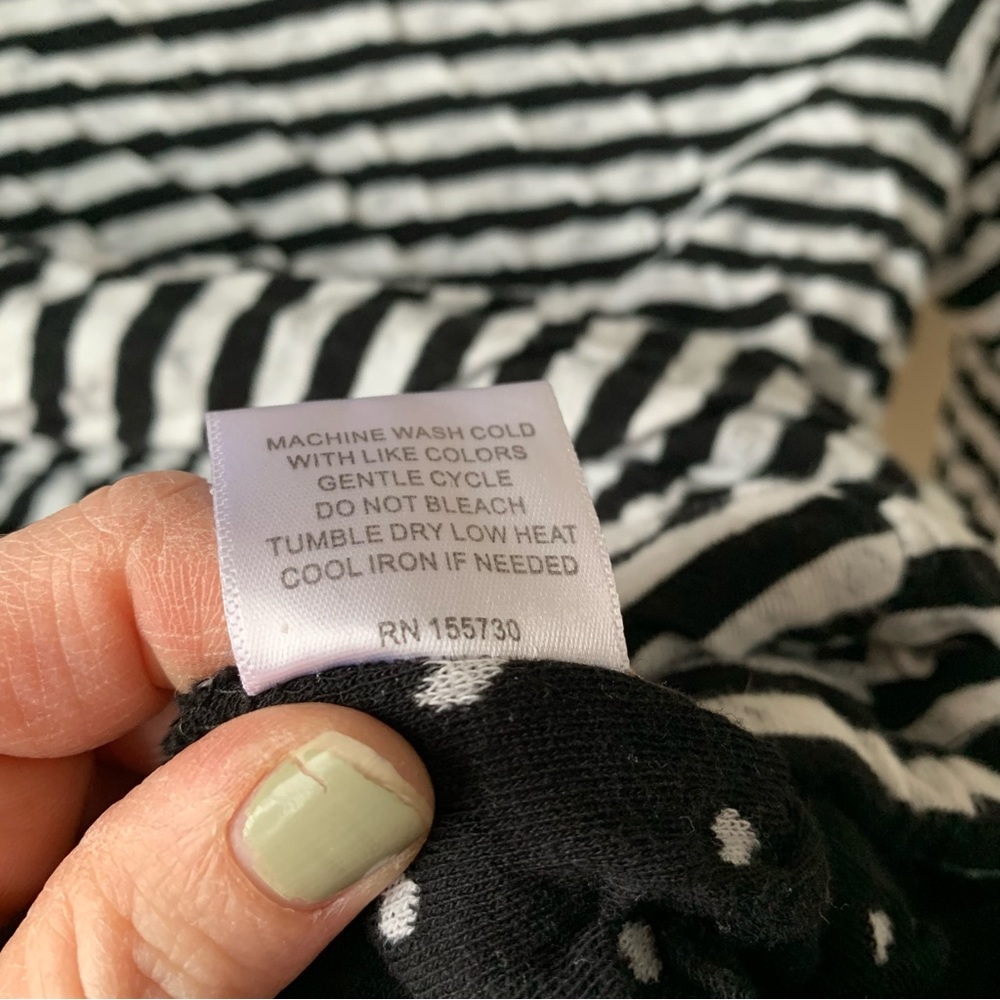 Jane and Delancey Striped long sleeve textured top - Picture 6 of 7